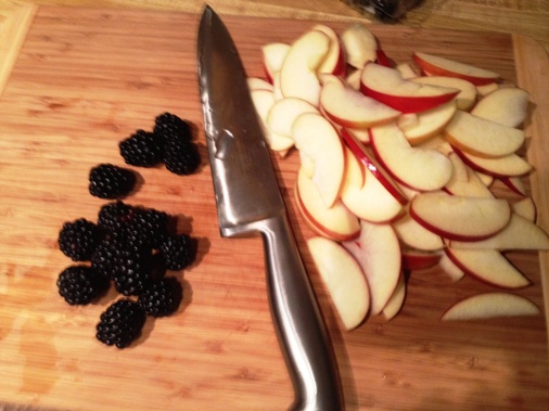 Blackberry-apple-slicing